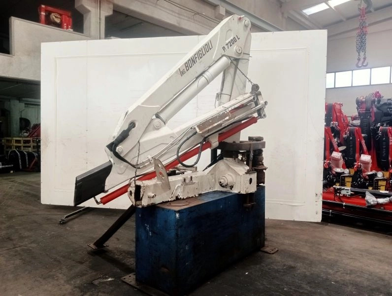 Grúa Bonfiglioli P.7200L - Macara montată pentru Camion: Foto 4 Grúa Bonfiglioli P.7200L - Macara montată pentru Camion: Foto 4