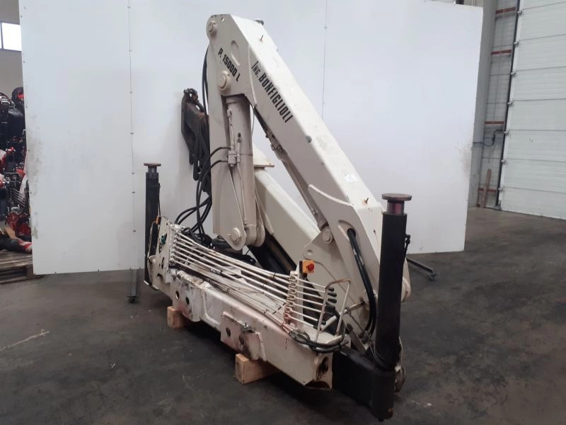 Grúa Bonfiglioli P15000L - Macara montată pentru Camion: Foto 1 Grúa Bonfiglioli P15000L - Macara montată pentru Camion: Foto 1