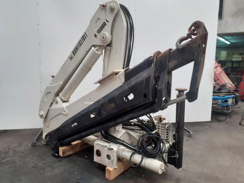 Grúa Bonfiglioli P15000L - Macara montată pentru Camion: Foto 2 Grúa Bonfiglioli P15000L - Macara montată pentru Camion: Foto 2