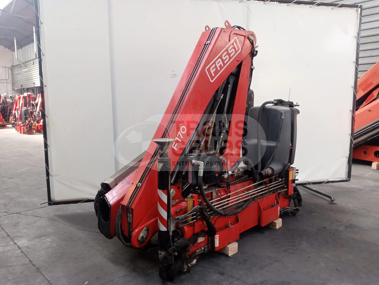 Grúa hidráulica Fassi F170A.23 - Macara montată: Foto 1 Grúa hidráulica Fassi F170A.23 - Macara montată: Foto 1