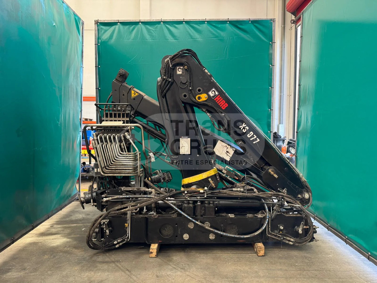 Grúa hidráulica Hiab B-2 Duo - Macara montată: Foto 1 Grúa hidráulica Hiab B-2 Duo - Macara montată: Foto 1