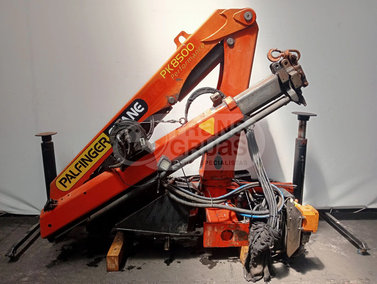 Grúa hidráulica Palfinger PK 8500 - Macara montată: Foto 2 Grúa hidráulica Palfinger PK 8500 - Macara montată: Foto 2