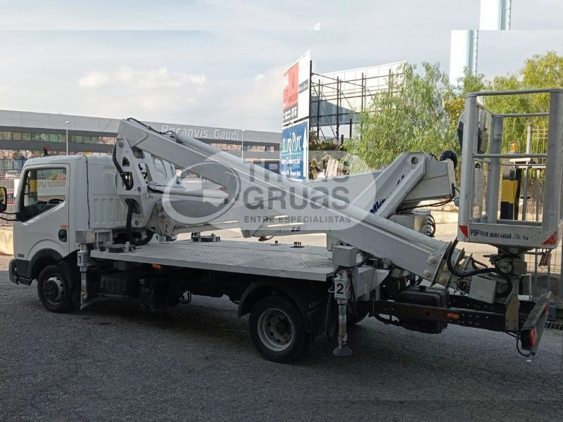 MULTITEL NISSAN NT 400 + MX 250 - Camion cu nacela: Foto 3 MULTITEL NISSAN NT 400 + MX 250 - Camion cu nacela: Foto 3