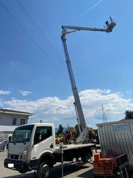 MULTITEL NISSAN NT 400 + MX 250 - Camion cu nacela: Foto 5 MULTITEL NISSAN NT 400 + MX 250 - Camion cu nacela: Foto 5