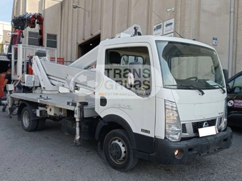 MULTITEL NISSAN NT 400 + MX 250 - Camion cu nacela: Foto 2 MULTITEL NISSAN NT 400 + MX 250 - Camion cu nacela: Foto 2