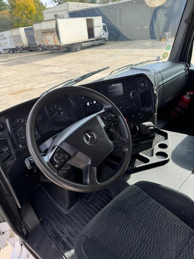 Mercedes Arocs 2045 - Cap tractor: Foto 4 Mercedes Arocs 2045 - Cap tractor: Foto 4