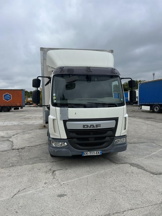 DAF LF 210 - Camion furgon: Foto 2 DAF LF 210 - Camion furgon: Foto 2