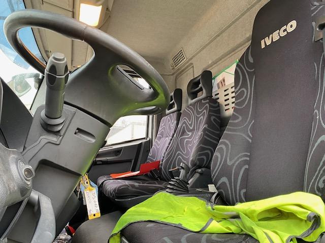 Iveco Eurocargo 120E22 - Camion furgon: Foto 5 Iveco Eurocargo 120E22 - Camion furgon: Foto 5