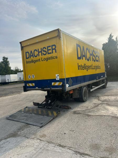 Iveco Eurocargo ML160E - Camion furgon: Foto 3 Iveco Eurocargo ML160E - Camion furgon: Foto 3