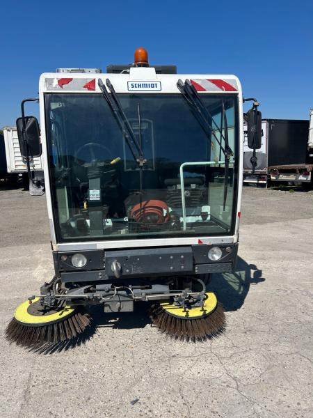 Schmidt Clingo 500 Compact 400 - Măturătoare stradală: Foto 2 Schmidt Clingo 500 Compact 400 - Măturătoare stradală: Foto 2