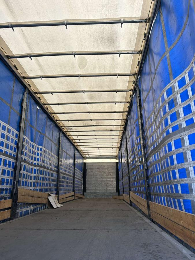 Schmitz Cargobull - Semiremorcă prelată: Foto 3 Schmitz Cargobull - Semiremorcă prelată: Foto 3