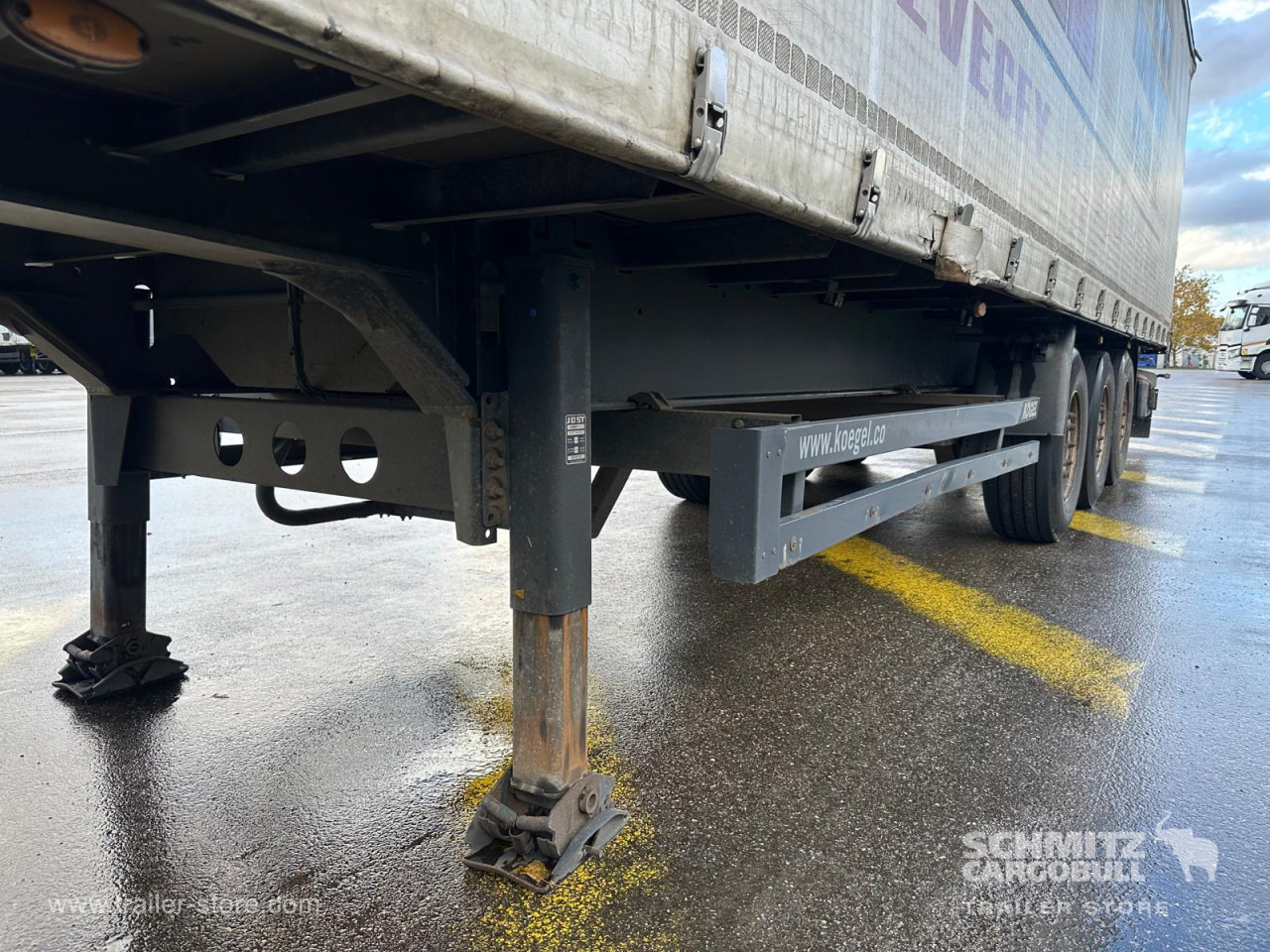 KOEGEL Curtainsider Standard - Semiremorcă prelată: Foto 2 KOEGEL Curtainsider Standard - Semiremorcă prelată: Foto 2
