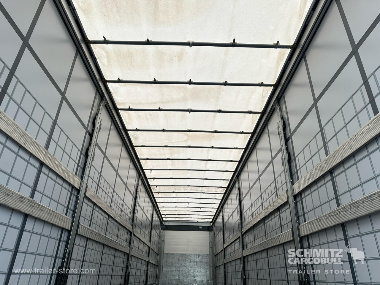SCHMITZ Curtainsider Standard - Semiremorcă prelată: Foto 5 SCHMITZ Curtainsider Standard - Semiremorcă prelată: Foto 5