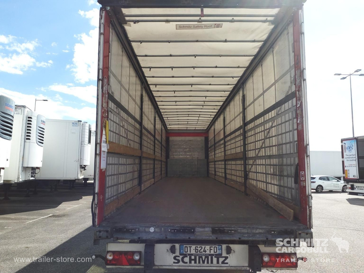 SCHMITZ Curtainsider Standard - Semiremorcă prelată: Foto 4 SCHMITZ Curtainsider Standard - Semiremorcă prelată: Foto 4