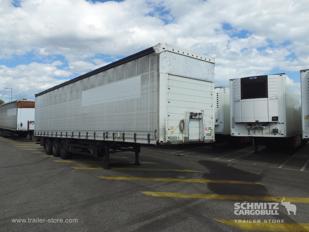 SCHMITZ Curtainsider Standard - Semiremorcă prelată: Foto 1 SCHMITZ Curtainsider Standard - Semiremorcă prelată: Foto 1