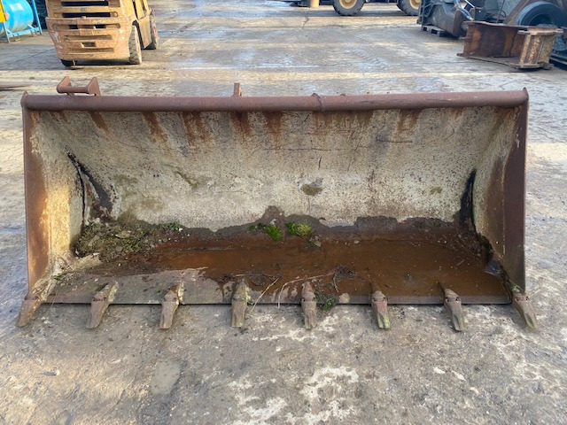 Case 580 - Cupă incărcător: Foto 5 Case 580 - Cupă incărcător: Foto 5