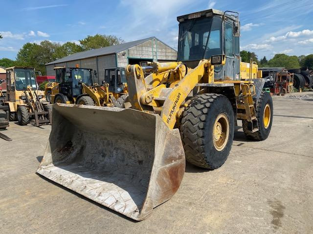Furukawa 335 - Încărcător frontal pe pneuri: Foto 1 Furukawa 335 - Încărcător frontal pe pneuri: Foto 1