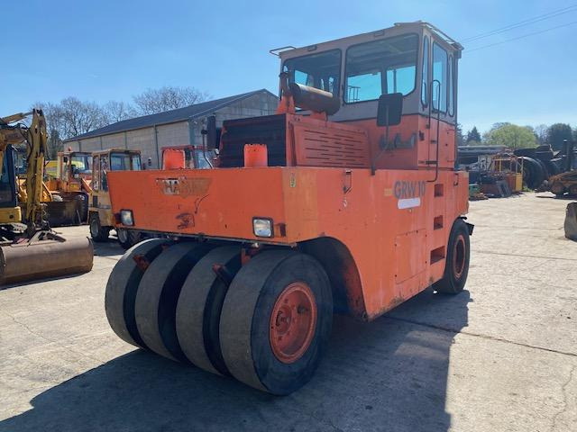 Hamm GRW 10 - Compactor cu pneuri: Foto 1 Hamm GRW 10 - Compactor cu pneuri: Foto 1