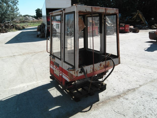 Kabine O&K L 5 - Cabină și interior pentru Utilaje constructii: Foto 4 Kabine O&K L 5 - Cabină și interior pentru Utilaje constructii: Foto 4