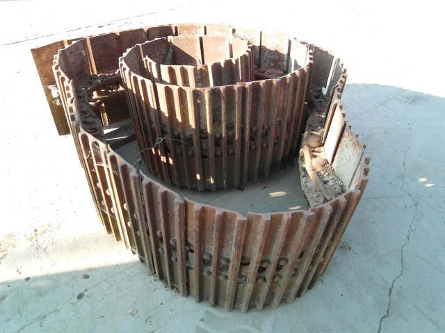 Liebherr R 912 - Senila pentru Utilaje constructii: Foto 3 Liebherr R 912 - Senila pentru Utilaje constructii: Foto 3