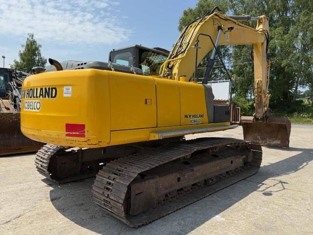 New Holland Kobelco E 215 C - Excavator pe şenile: Foto 3 New Holland Kobelco E 215 C - Excavator pe şenile: Foto 3