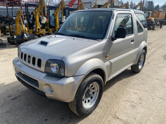 Suzuki Jimny - Automobil: Foto 1 Suzuki Jimny - Automobil: Foto 1