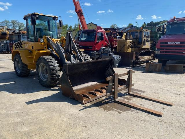 Volvo L 40 TP - Încărcător frontal pe pneuri: Foto 2 Volvo L 40 TP - Încărcător frontal pe pneuri: Foto 2