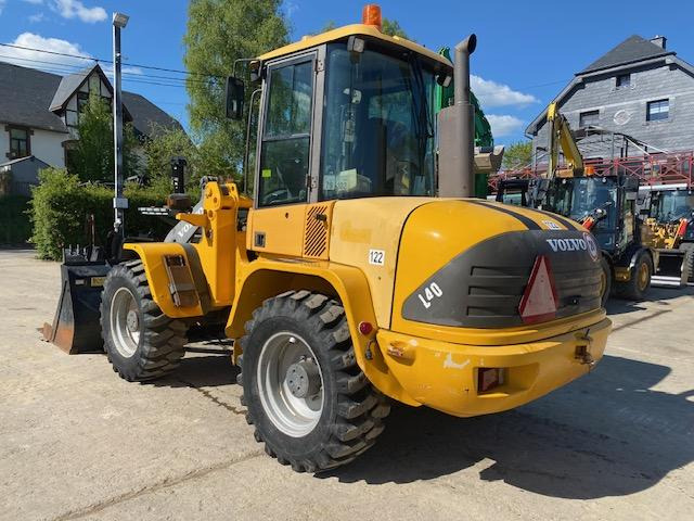 Volvo L 40 TP - Încărcător frontal pe pneuri: Foto 4 Volvo L 40 TP - Încărcător frontal pe pneuri: Foto 4