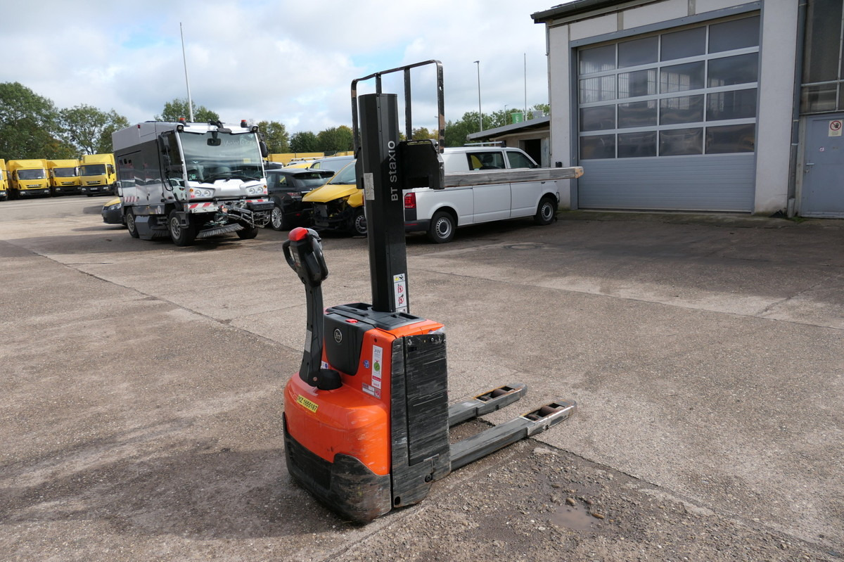 BT SWE 080L Batterie 20/2021 - Transpalet manual: Foto 3 BT SWE 080L Batterie 20/2021 - Transpalet manual: Foto 3