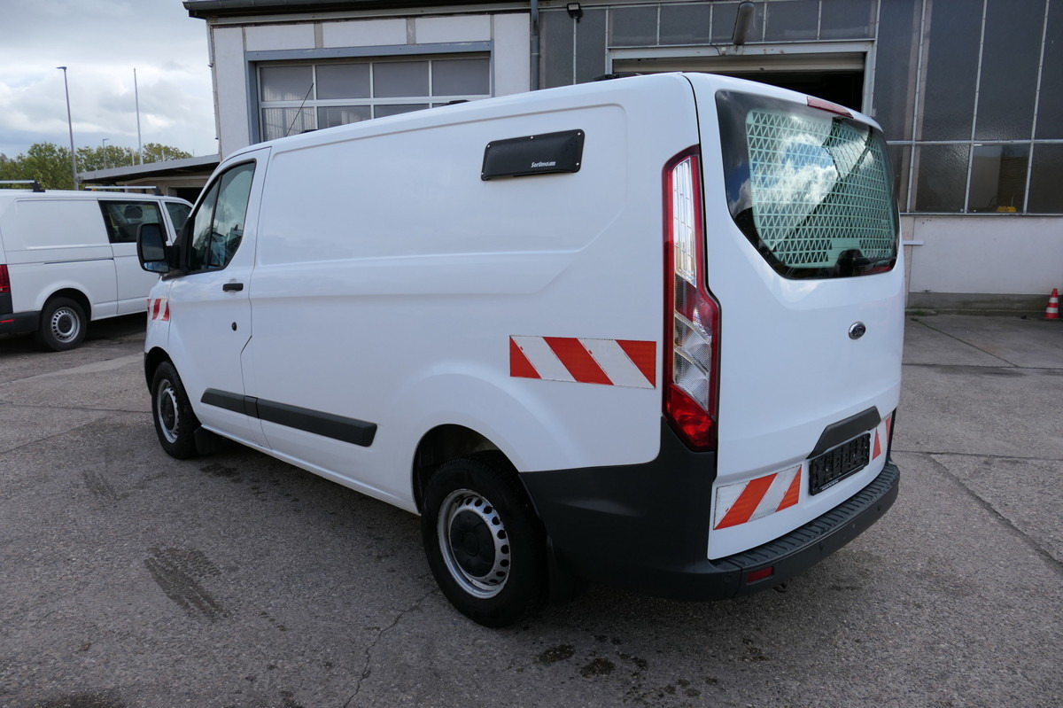 FORD Transit Custom 290 2.0 TDCi KLIMA TEMPOMAT AHK W - Autoutilitară compactă: Foto 5 FORD Transit Custom 290 2.0 TDCi KLIMA TEMPOMAT AHK W - Autoutilitară compactă: Foto 5