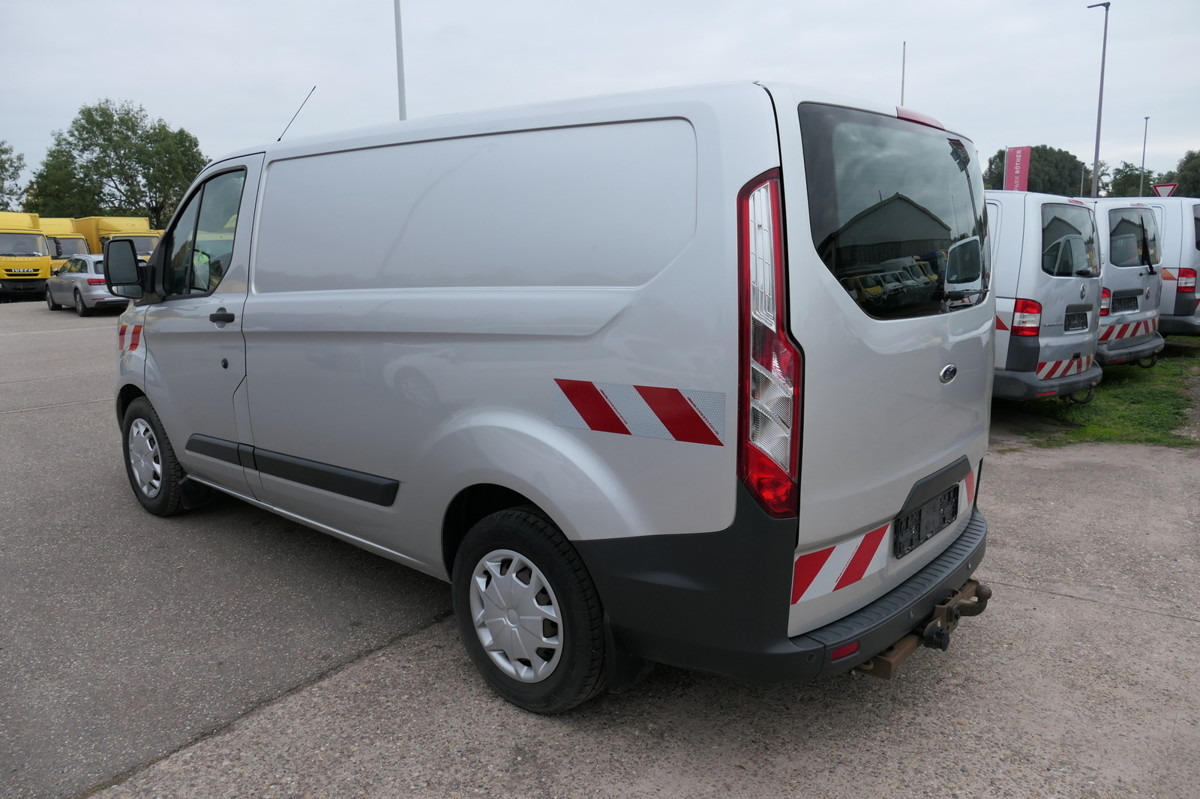 FORD Transit Custom 330 L1H1 Klima Tempomat AHK Werks - Autoutilitară compactă: Foto 5 FORD Transit Custom 330 L1H1 Klima Tempomat AHK Werks - Autoutilitară compactă: Foto 5
