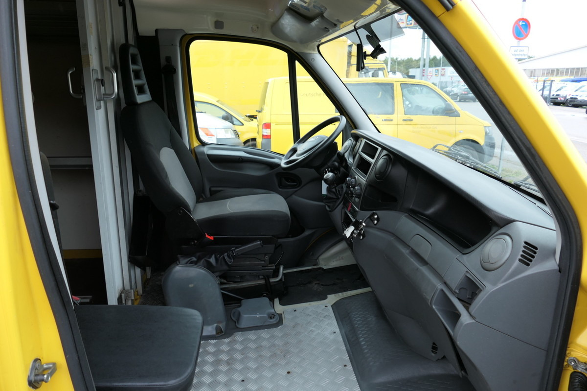 IVECO Daily 35 S11 C30C AUTOMATIK KAMERA MAXI KAMERA R - Autoutilitară box: Foto 5 IVECO Daily 35 S11 C30C AUTOMATIK KAMERA MAXI KAMERA R - Autoutilitară box: Foto 5
