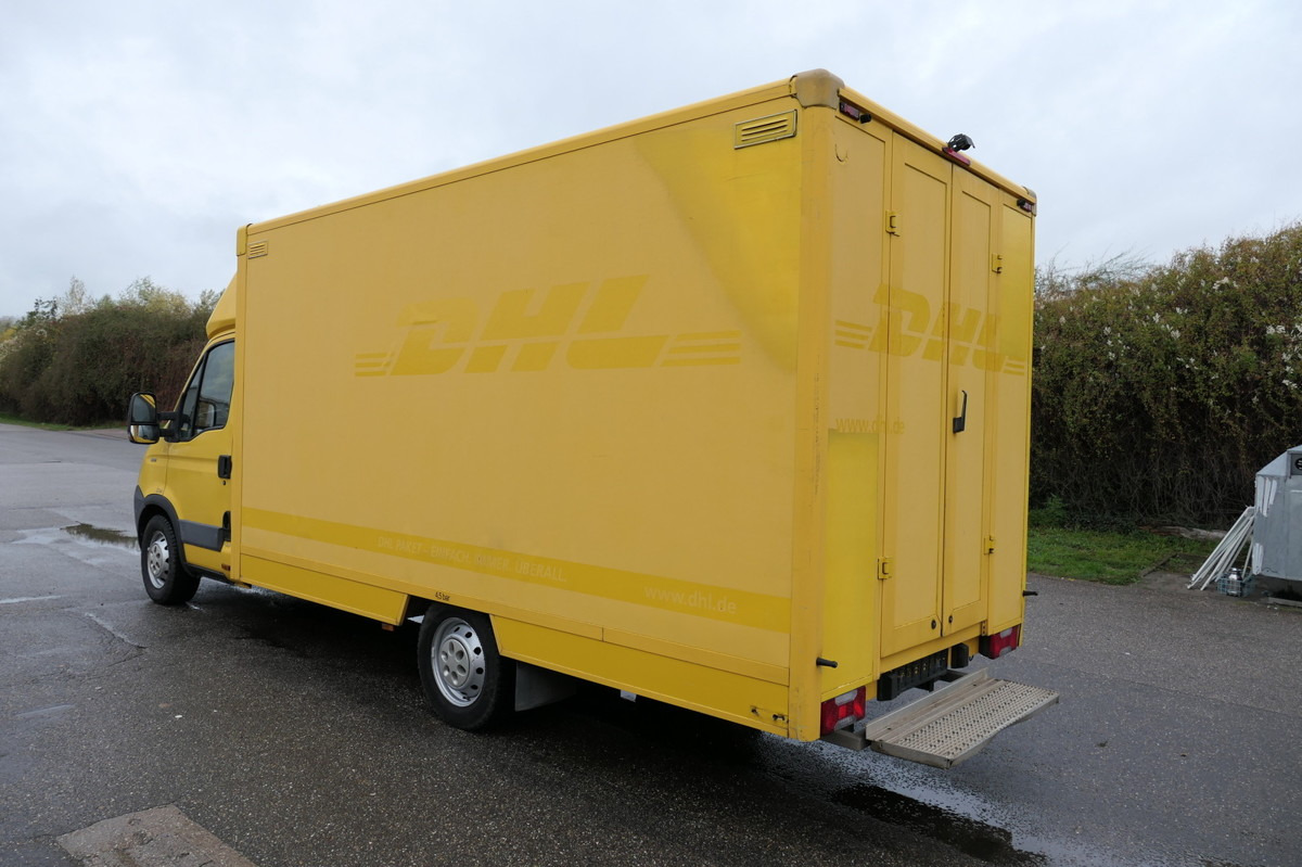 IVECO Daily 35 S11 C30C AUTOMATIK KAMERA MAXI Regale D - Autoutilitară box: Foto 4 IVECO Daily 35 S11 C30C AUTOMATIK KAMERA MAXI Regale D - Autoutilitară box: Foto 4