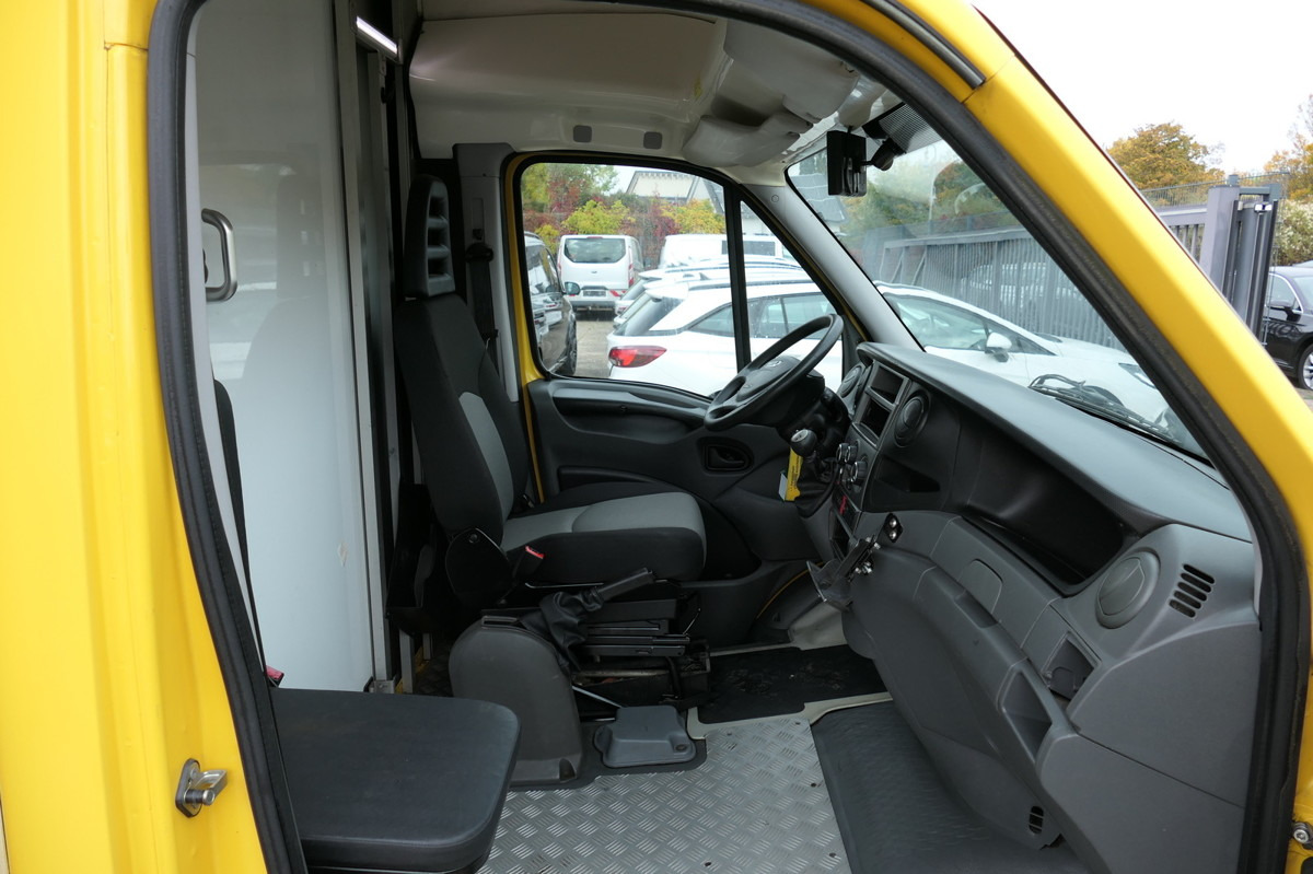 IVECO Daily 35 S11 C30C AUTOMATIK KAMERA Regale LUFT D - Autoutilitară box: Foto 5 IVECO Daily 35 S11 C30C AUTOMATIK KAMERA Regale LUFT D - Autoutilitară box: Foto 5