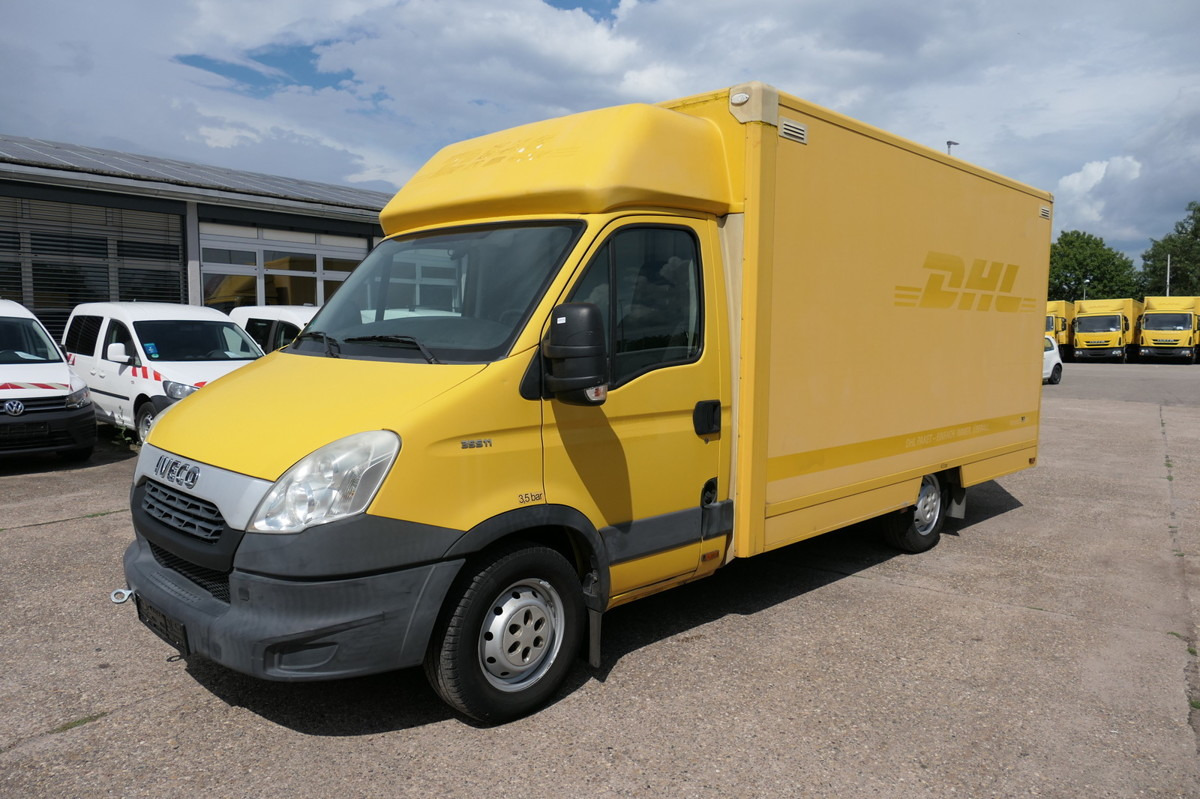 IVECO Daily 35 S11 C30C AUTOMATIK KAMERA Regale LUFT D - Autoutilitară box: Foto 1 IVECO Daily 35 S11 C30C AUTOMATIK KAMERA Regale LUFT D - Autoutilitară box: Foto 1
