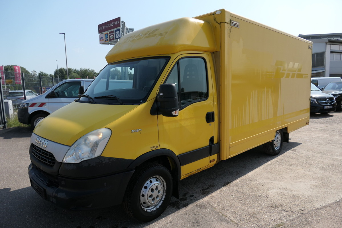 IVECO Daily 35 S11 C30C AUTOMATIK KAMERA Regale LUFT D - Autoutilitară box: Foto 2 IVECO Daily 35 S11 C30C AUTOMATIK KAMERA Regale LUFT D - Autoutilitară box: Foto 2