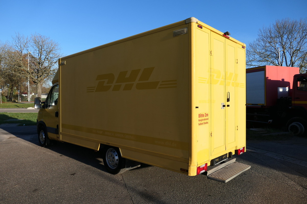 IVECO Daily 35 S11 C30C AUTOMATIK KAMERA Regale LUFT D - Autoutilitară box: Foto 3 IVECO Daily 35 S11 C30C AUTOMATIK KAMERA Regale LUFT D - Autoutilitară box: Foto 3