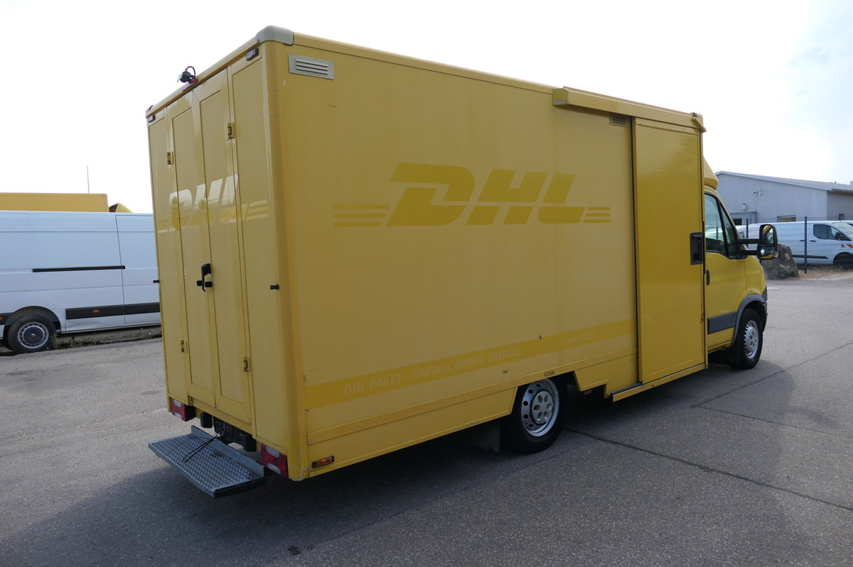 IVECO Daily 35 S11 C30C AUTOMATIK KAMERA Regale LUFT D - Autoutilitară box: Foto 3 IVECO Daily 35 S11 C30C AUTOMATIK KAMERA Regale LUFT D - Autoutilitară box: Foto 3