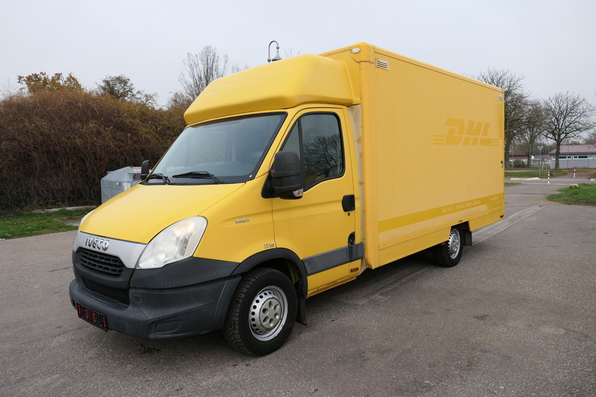 IVECO Daily 35 S11 C30C AUTOMATIK KAMERA Regale LUFT D - Autoutilitară box: Foto 1 IVECO Daily 35 S11 C30C AUTOMATIK KAMERA Regale LUFT D - Autoutilitară box: Foto 1