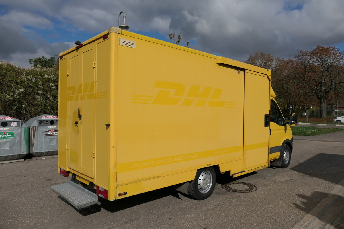 IVECO Daily 35 S11 C30C AUTOMATIK KAMERA Regale LUFT D - Autoutilitară box: Foto 3 IVECO Daily 35 S11 C30C AUTOMATIK KAMERA Regale LUFT D - Autoutilitară box: Foto 3