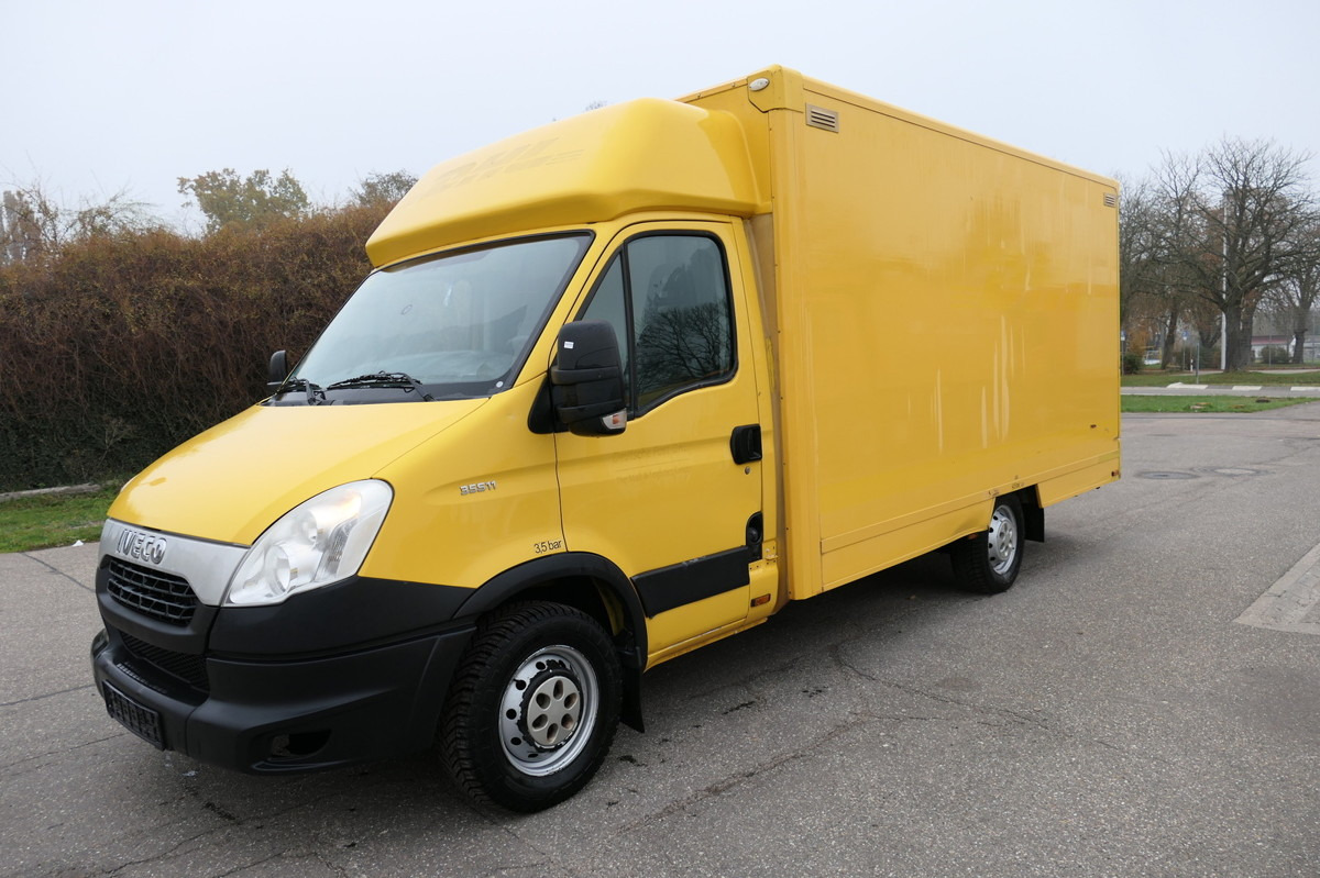 IVECO Daily 35 S11 C30C AUTOMATIK KAMERA Regale LUFT D - Autoutilitară box: Foto 1 IVECO Daily 35 S11 C30C AUTOMATIK KAMERA Regale LUFT D - Autoutilitară box: Foto 1
