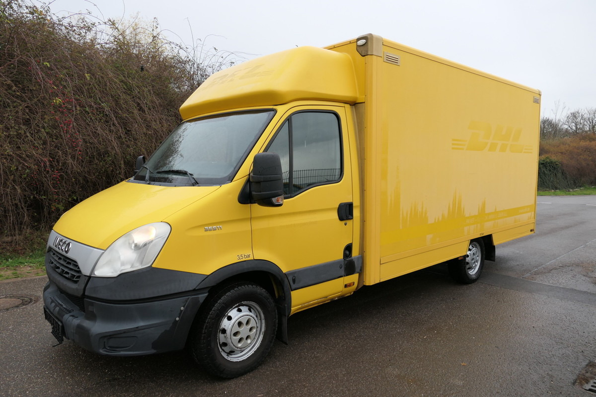 IVECO Daily 35 S11 C30C AUTOMATIK KAMERA Regale LUFT D - Autoutilitară box: Foto 1 IVECO Daily 35 S11 C30C AUTOMATIK KAMERA Regale LUFT D - Autoutilitară box: Foto 1