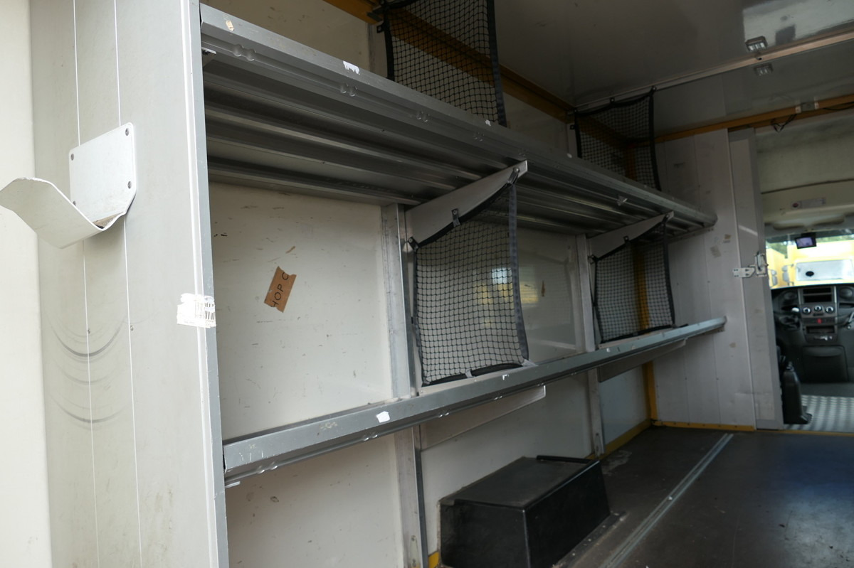 IVECO Daily 35 S11 C30C AUTOMATIK KAMERA Regale LUFT D - Autoutilitară box: Foto 5 IVECO Daily 35 S11 C30C AUTOMATIK KAMERA Regale LUFT D - Autoutilitară box: Foto 5