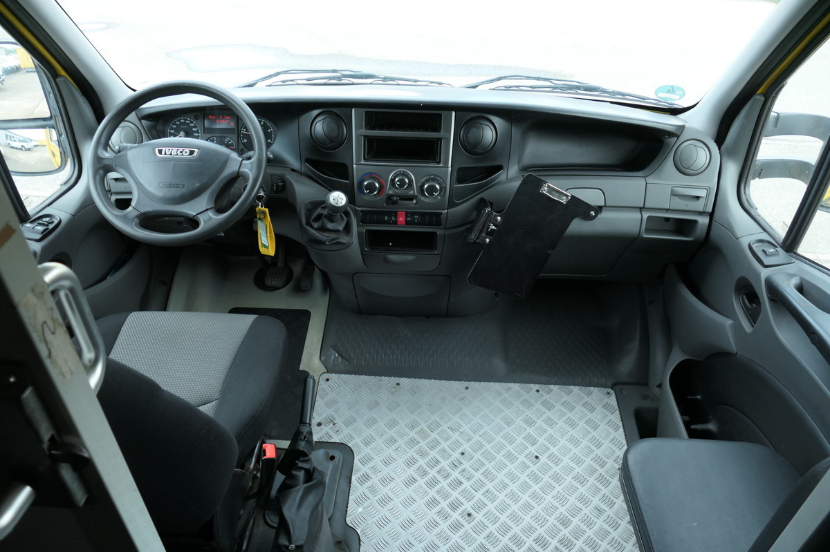 Autoutilitară box IVECO Daily 35 S11 C30C AUTOMATIK KAMERA Regale LUFT D: Foto 9