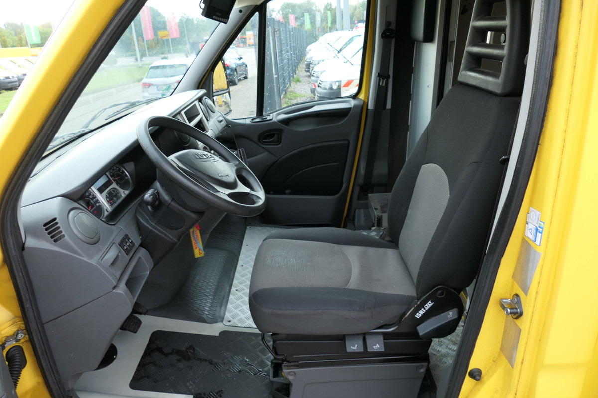 Autoutilitară box IVECO Daily 35 S11 C30C AUTOMATIK KAMERA Regale LUFT: Foto 9 Autoutilitară box IVECO Daily 35 S11 C30C AUTOMATIK KAMERA Regale LUFT: Foto 9