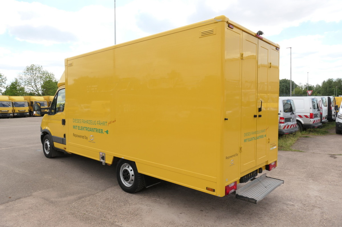 IVECO Daily 35 S11 C30C ELEKTRO COC Umbau Firma Orten - Autoutilitară box, Autoutilitară electrică: Foto 4 IVECO Daily 35 S11 C30C ELEKTRO COC Umbau Firma Orten - Autoutilitară box, Autoutilitară electrică: Foto 4