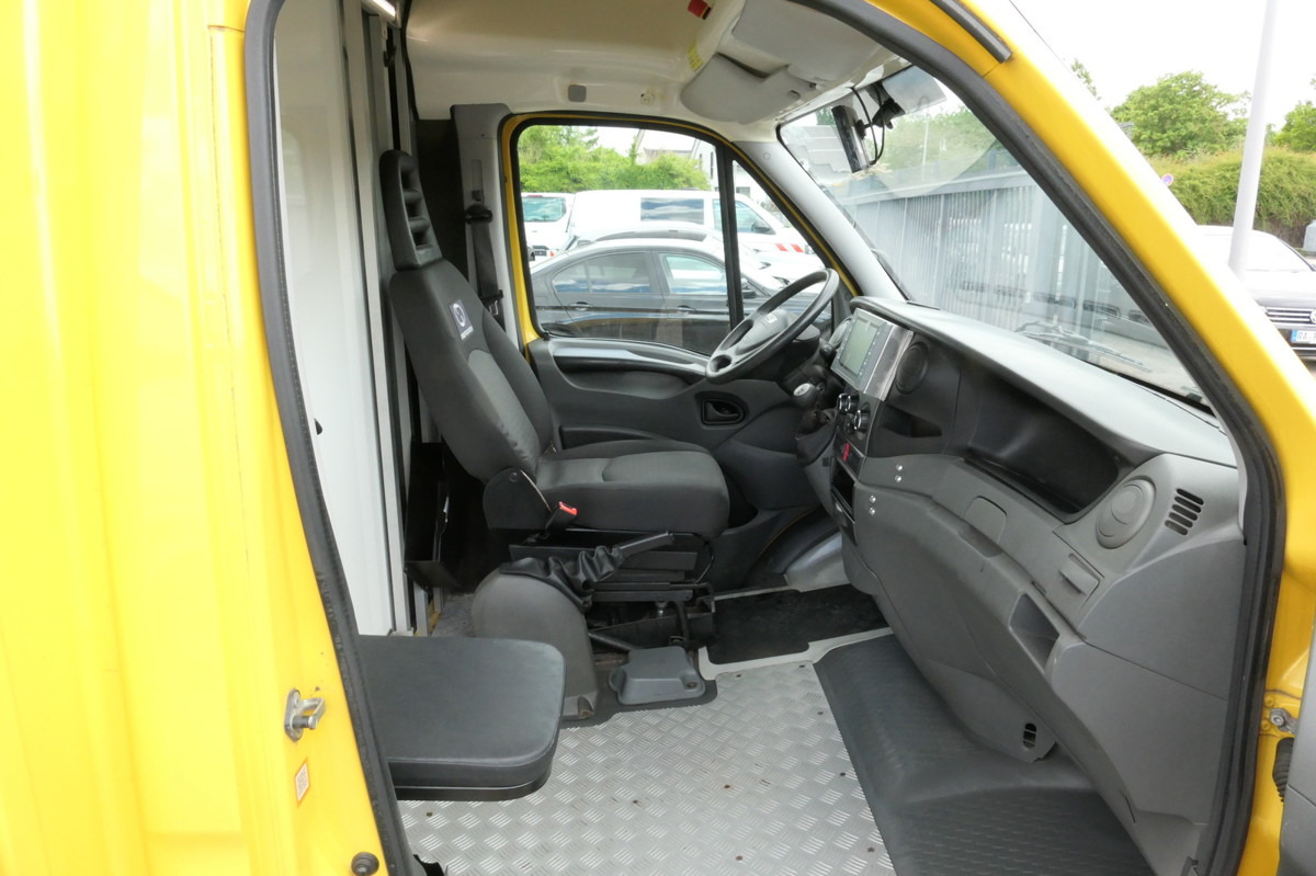 IVECO Daily 35 S11 C30C ELEKTRO COC Umbau Firma Orten - Autoutilitară box, Autoutilitară electrică: Foto 5 IVECO Daily 35 S11 C30C ELEKTRO COC Umbau Firma Orten - Autoutilitară box, Autoutilitară electrică: Foto 5