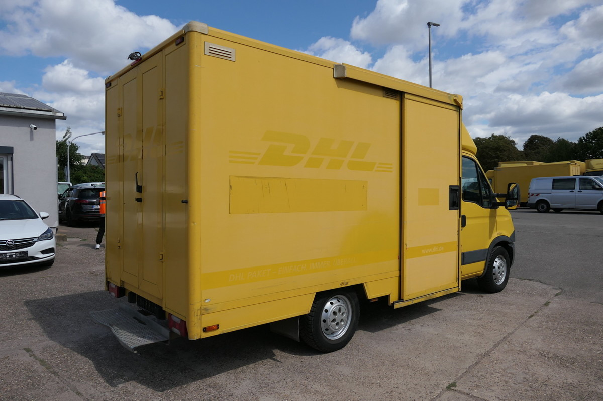IVECO Daily 35 S11 C30C KURZ AUTOMATIK KAMERA Regale L - Autoutilitară box: Foto 3 IVECO Daily 35 S11 C30C KURZ AUTOMATIK KAMERA Regale L - Autoutilitară box: Foto 3
