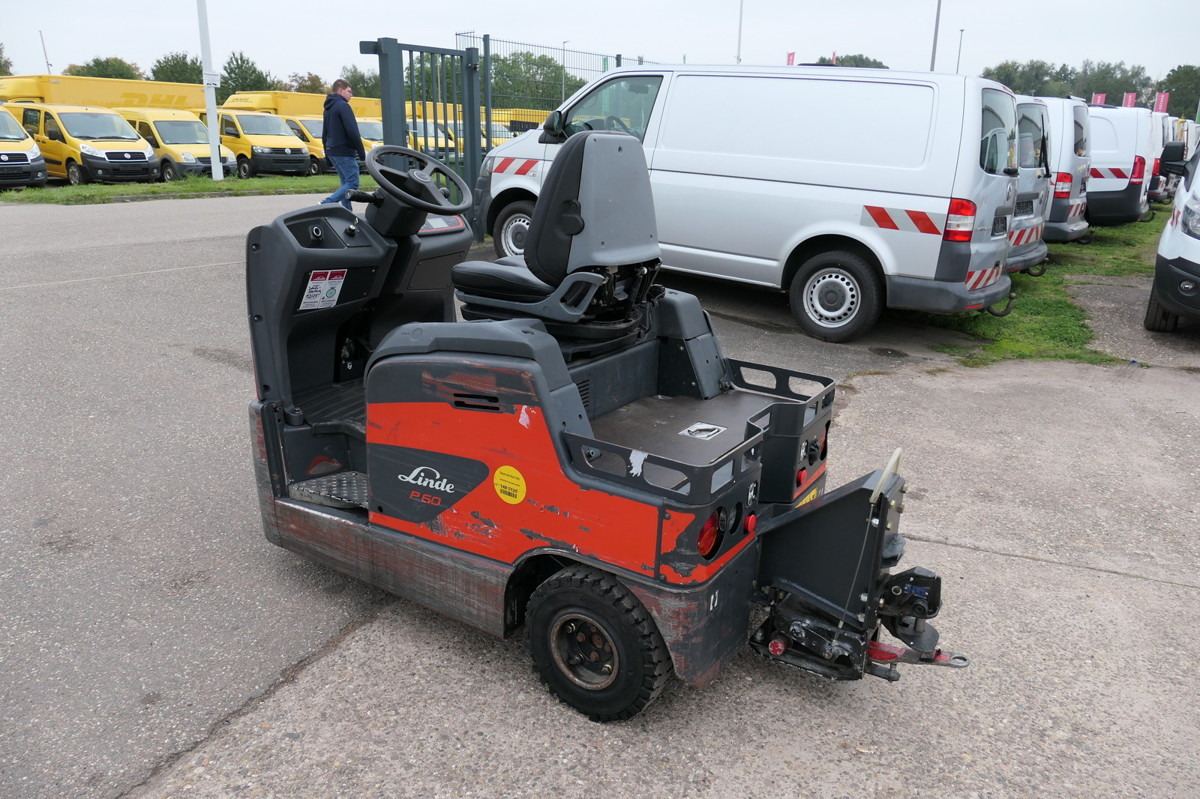 LINDE P 60 Z Schlepper Batterie 33/2019 - Tractor electric: Foto 3 LINDE P 60 Z Schlepper Batterie 33/2019 - Tractor electric: Foto 3