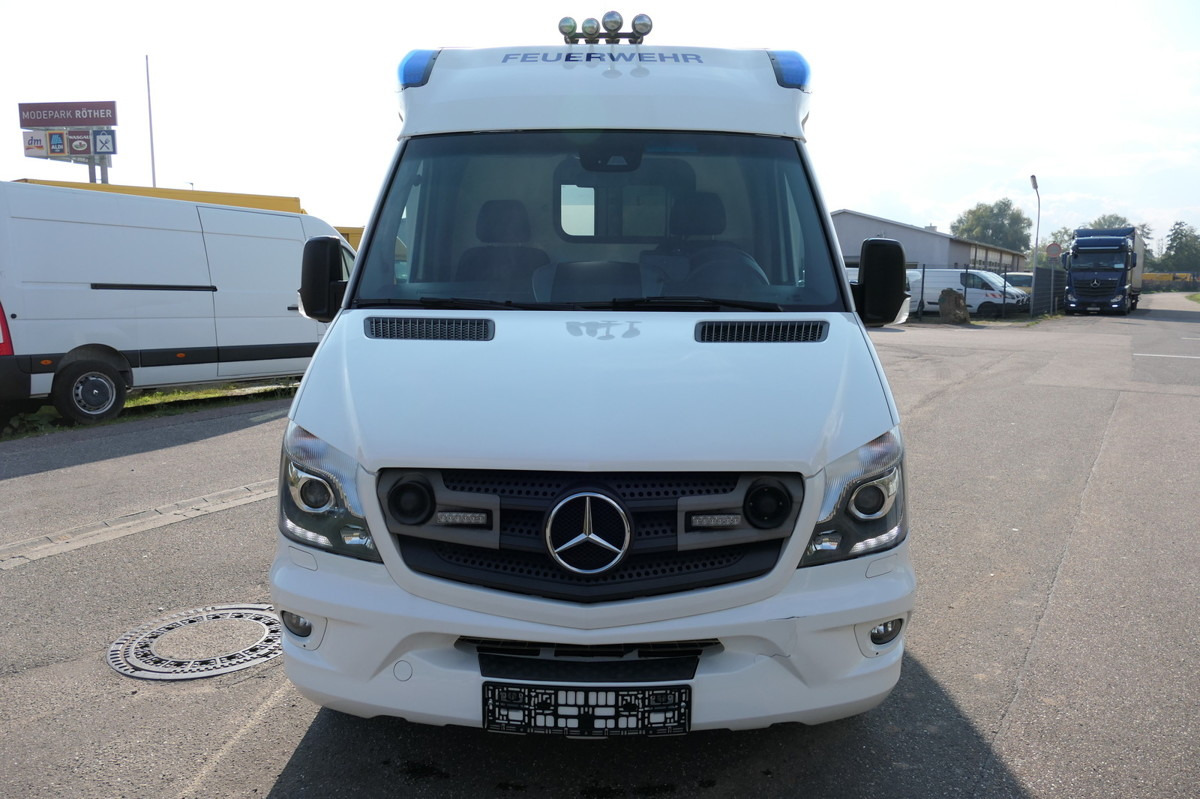 MERCEDES-BENZ 319 Sprinter 6-Zylinder Rettungswagen  Strobel - Ambulanță: Foto 2 MERCEDES-BENZ 319 Sprinter 6-Zylinder Rettungswagen  Strobel - Ambulanță: Foto 2